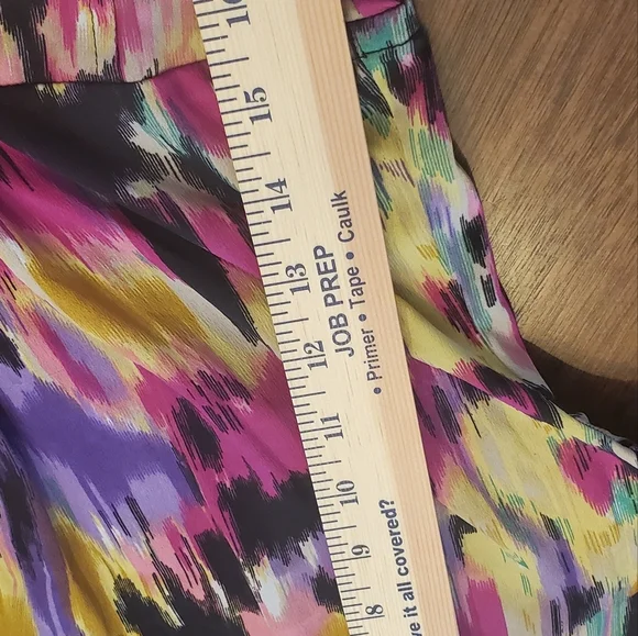 Speed Control Size 2X, Cap sleeve, tie back, bold print midi dress - Picture 8 of 9